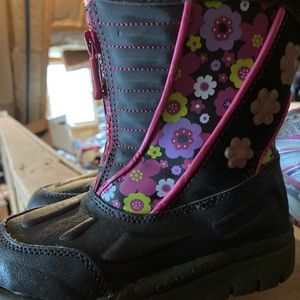 Girls Carter’s boots